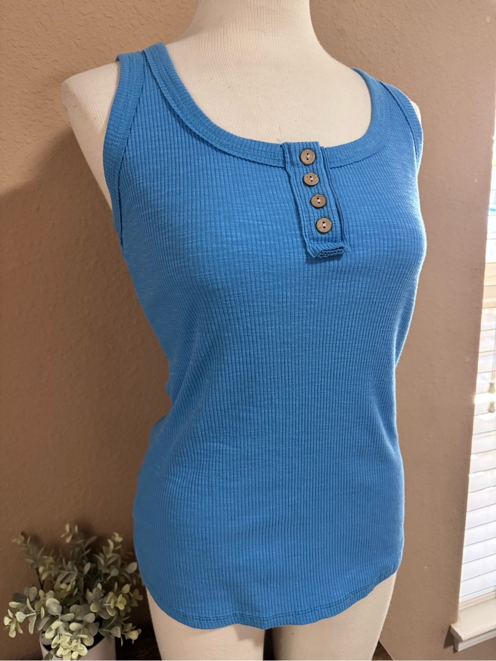 Women’s Scoop Neck Ribbed Tank Top with Button Placket - Blue